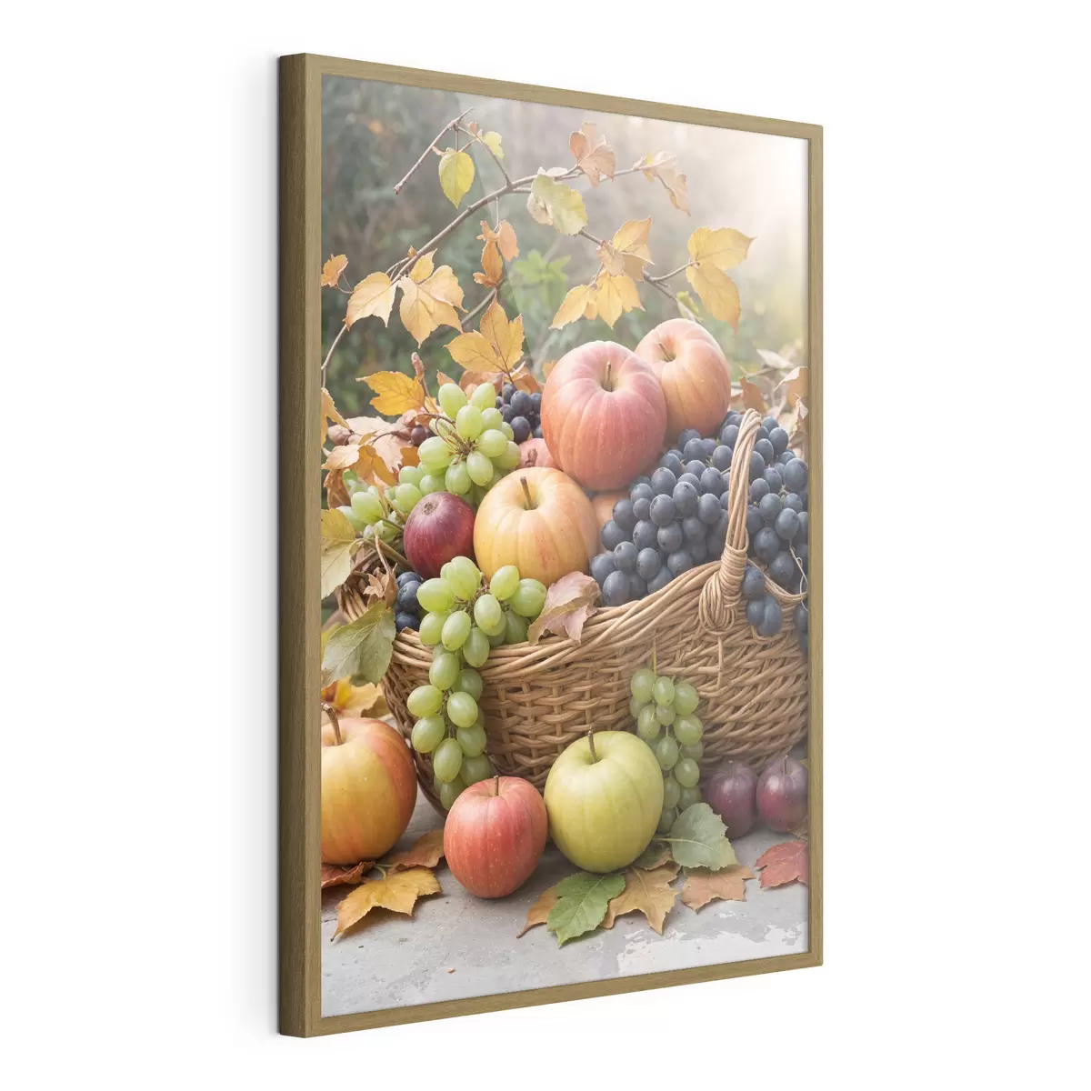 Poster Ein Korb mit verschiedenen Herbstfrüchten, darunter Äpfel, Trauben und Birnen, umgeben von abgefallenen Blättern f40409