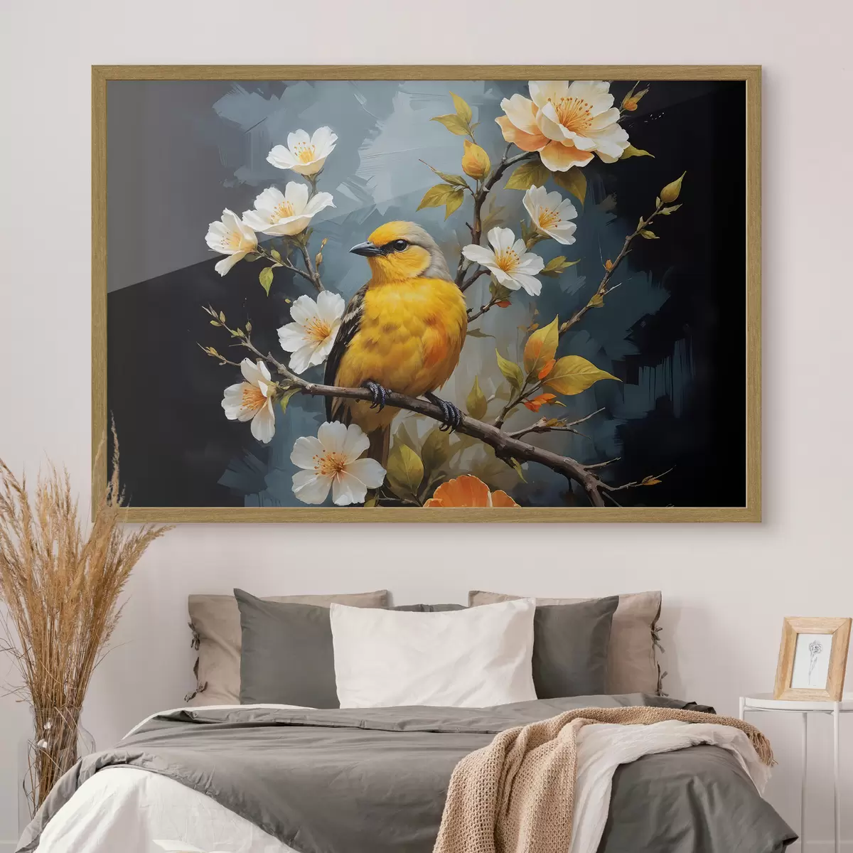 Poster Ein gelber Vogel auf einem Ast mit weißen und orangefarbenen Blüten im Hintergrund f40550