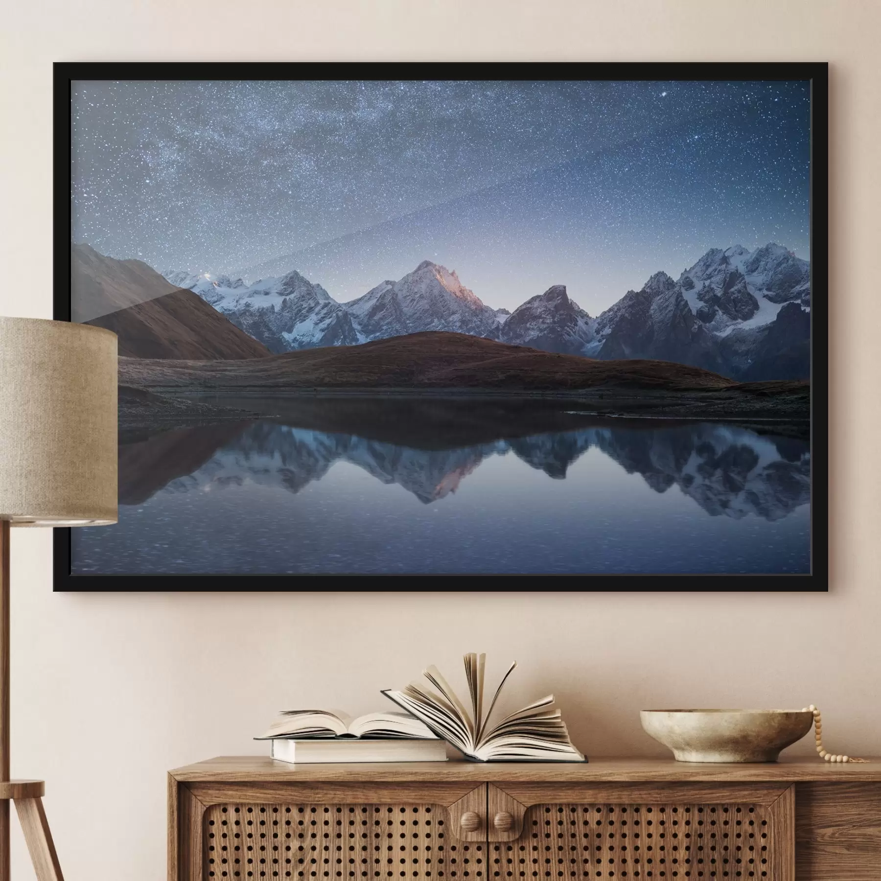 Fototapete Nachtlandschaft mit Bergsee und Sternenhimmel f35372