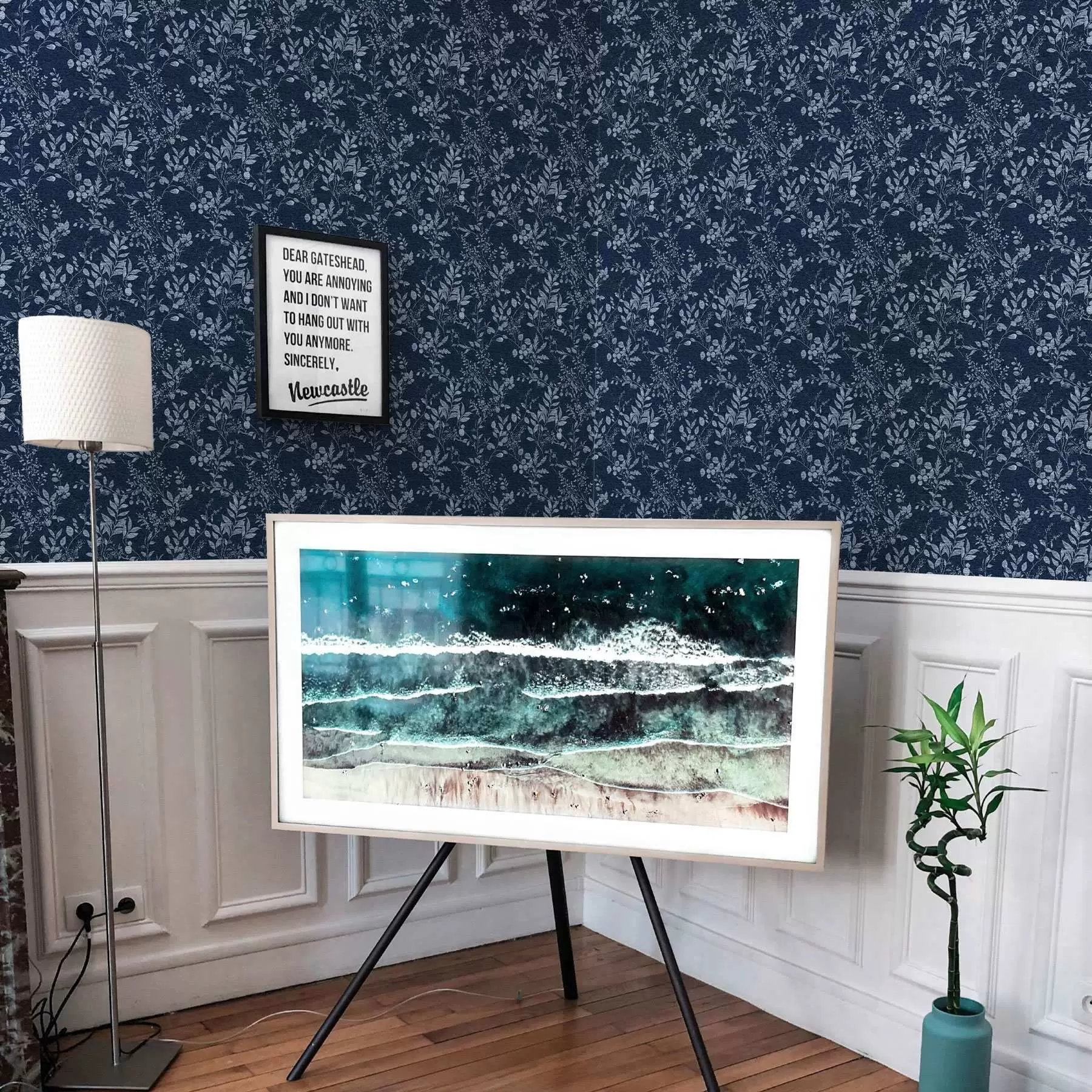 Fototapete Heller botanischer Druck auf dunklem Hintergrund a00166