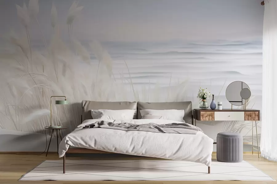 Fototapete Landschaft mit weißem Pampasgras auf einer Sanddüne, mit einem hellblauen Meer im Hintergrund, weicher, minimalistischer Stil w09132