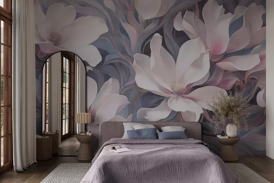 Fototapete Strukturiertes Gemälde mit weißen Magnolienblüten mit rosa Akzenten vor einem Hintergrund aus wirbelnden, gedämpften Blau- und Grautönen w09344