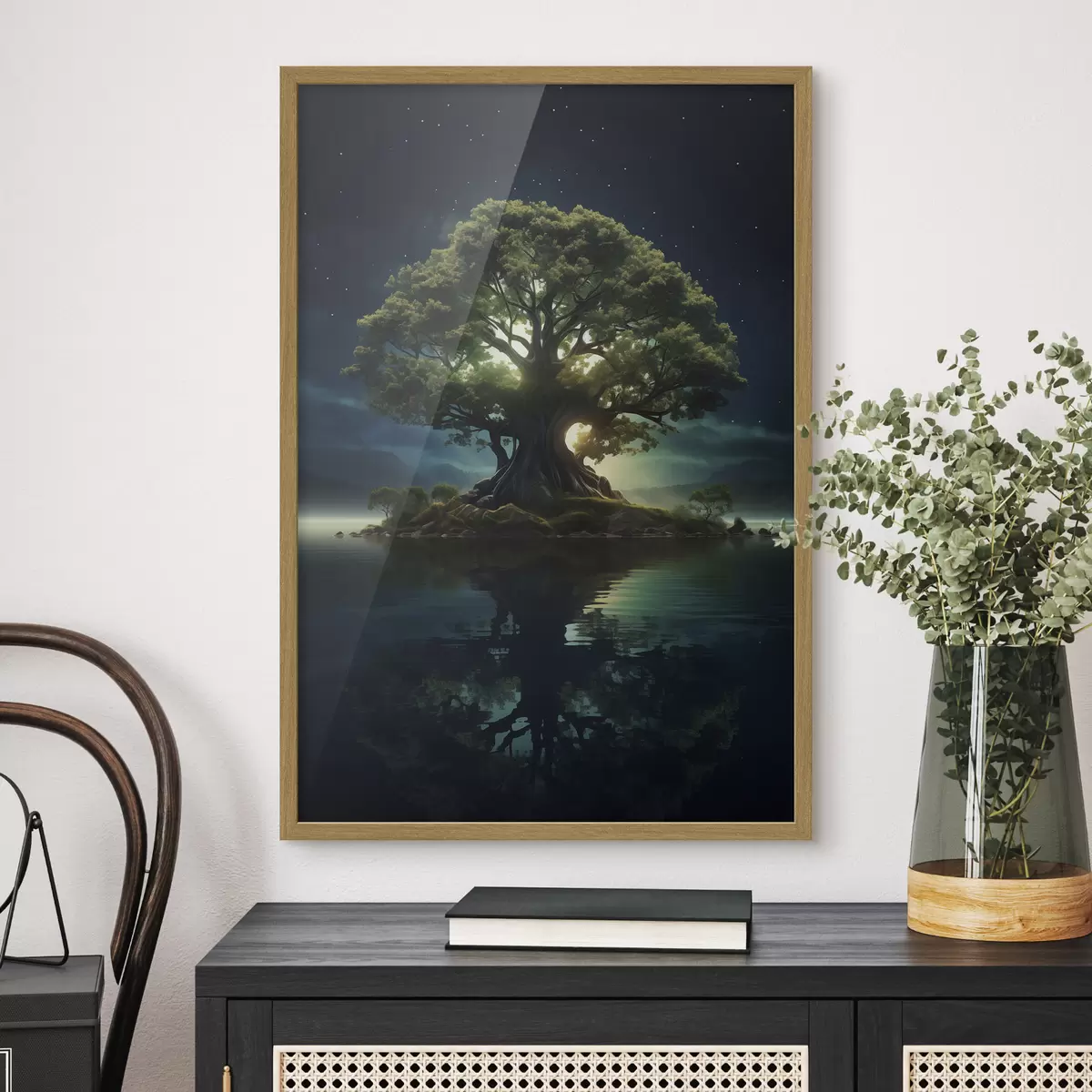 Poster Riesiger Baum bei Nacht f45510