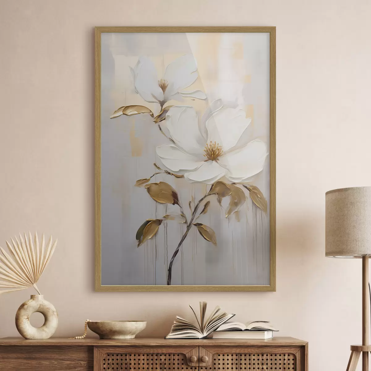 Poster Zwei weiße Blüten mit gelb-orangefarbenen Blättern auf hellem Hintergrund f45691