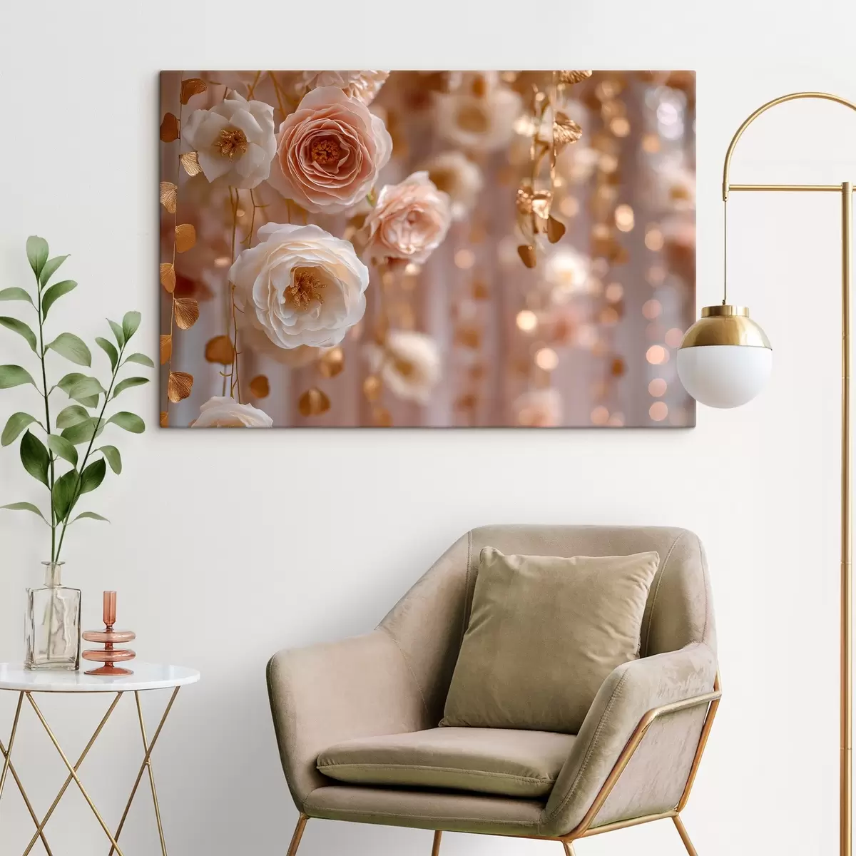 Fototapete Cremefarbene Rosen mit goldenen Akzenten s45824