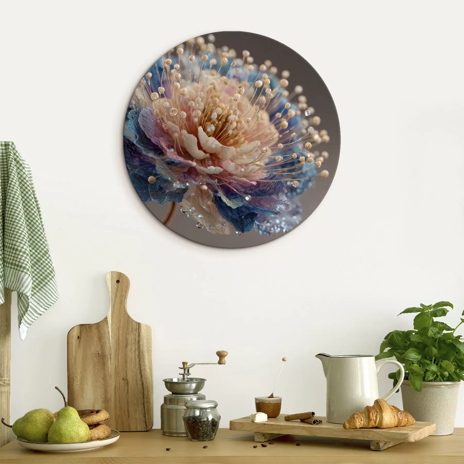 Fototapete Perlmuttfarbene Blume mit Tautropfen, pfirsich- und blaue Blütenblätter r45911
