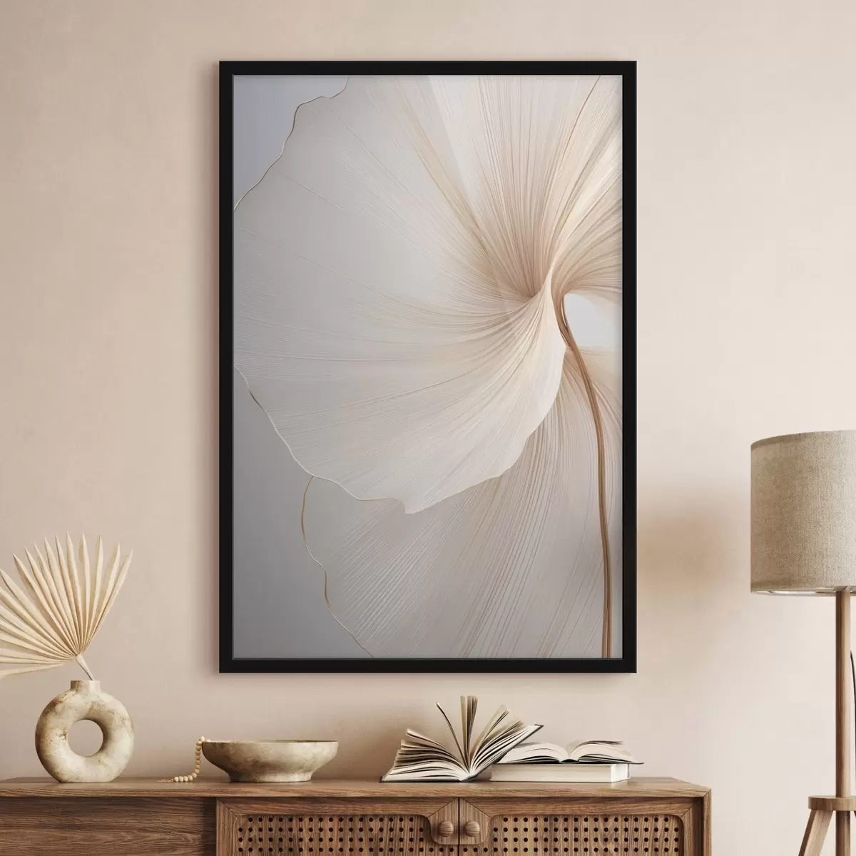 Poster Abstrakte Blumen mit dünnen, zarten Blütenblättern in Weiß- und Beigetönen f45922