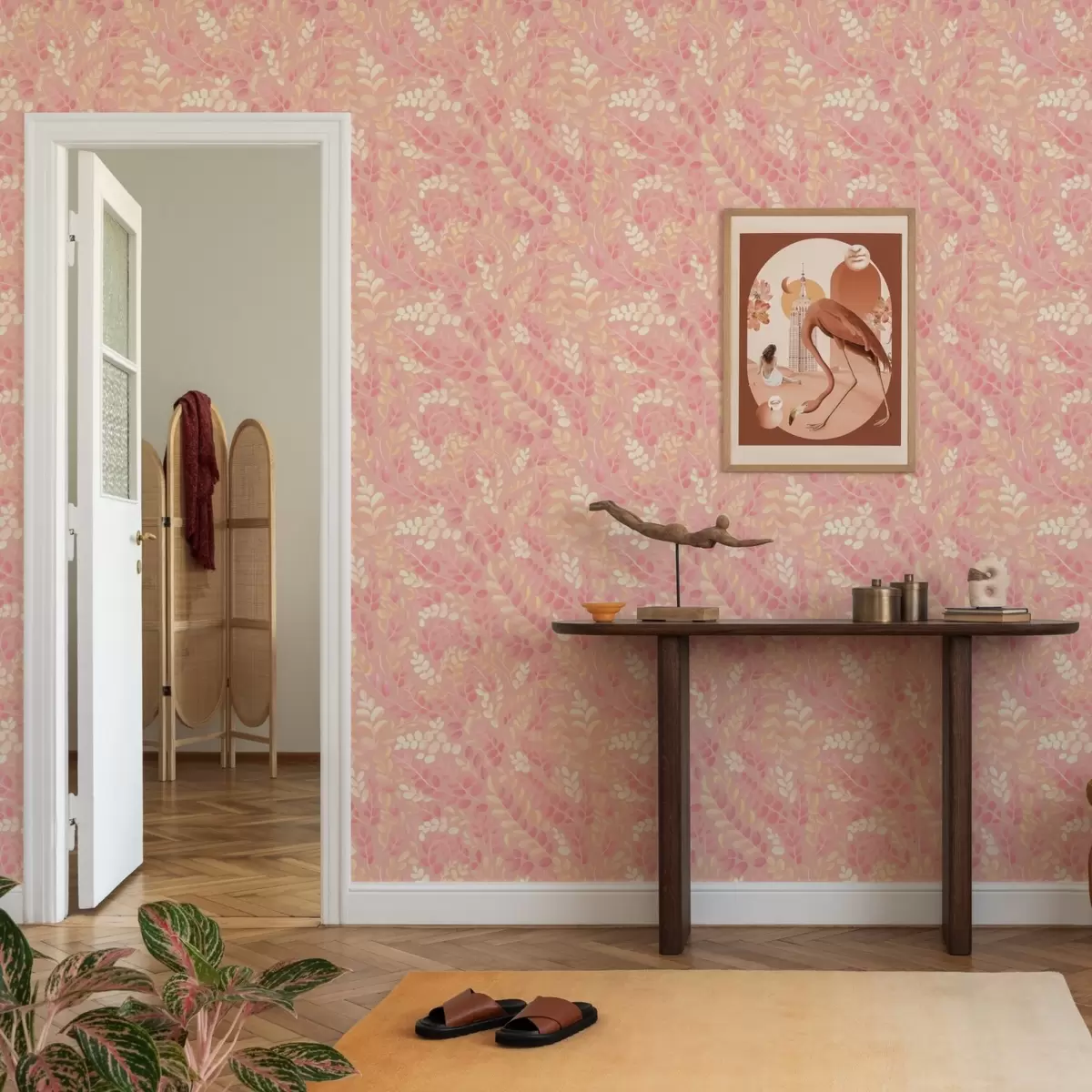 Tapete Zartes rosa-pfirsichfarbenes Laub mit einem sanften Farbschimmer a00799