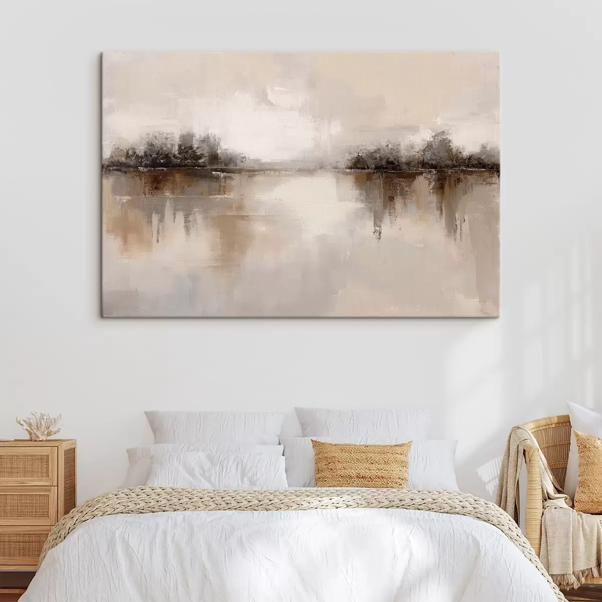 Fototapete Weiche Landschaft mit einem See in warmen Beige-Grau-Tönen s46158