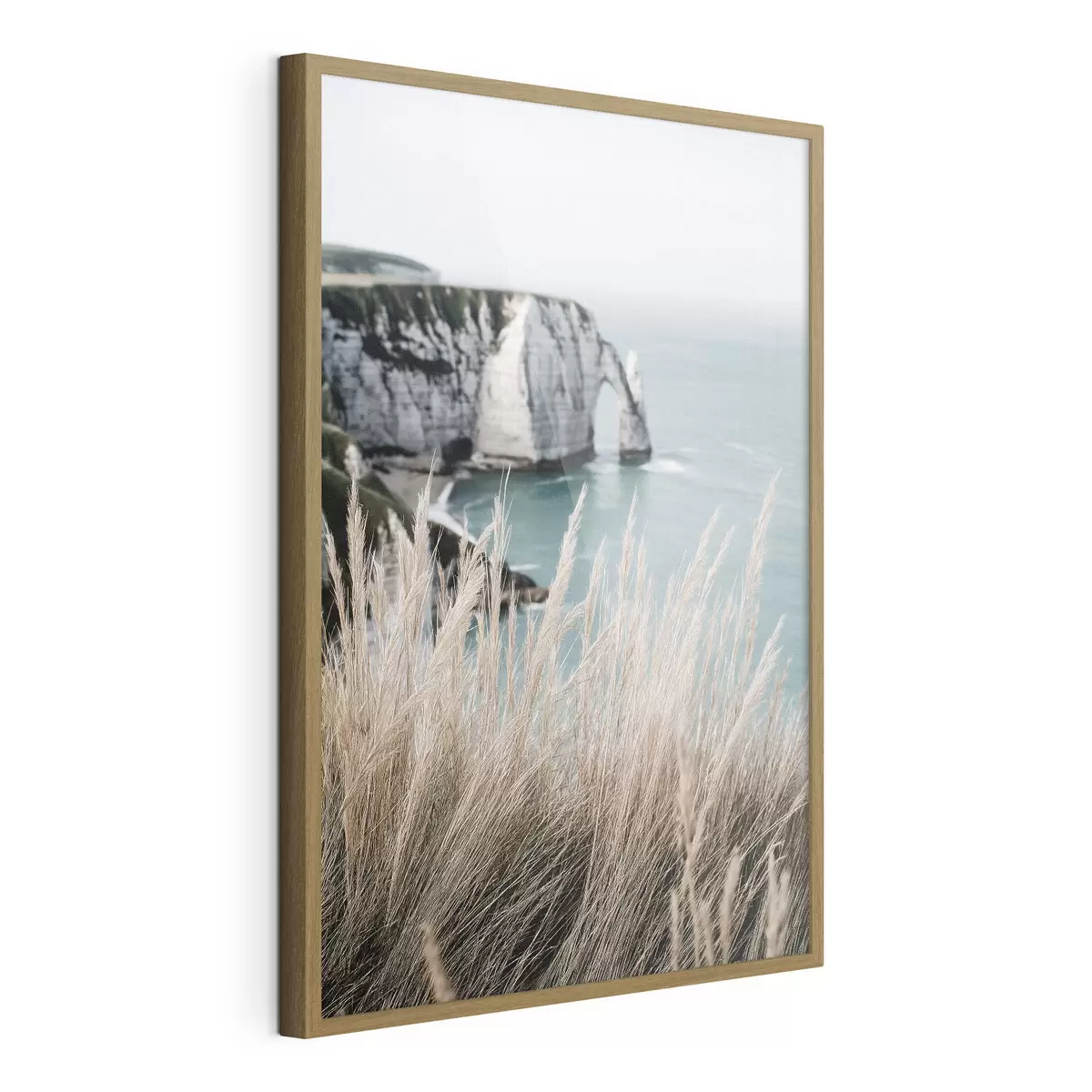 Poster Meer und Felsbogen, Blick durch trockenes Gras f46142