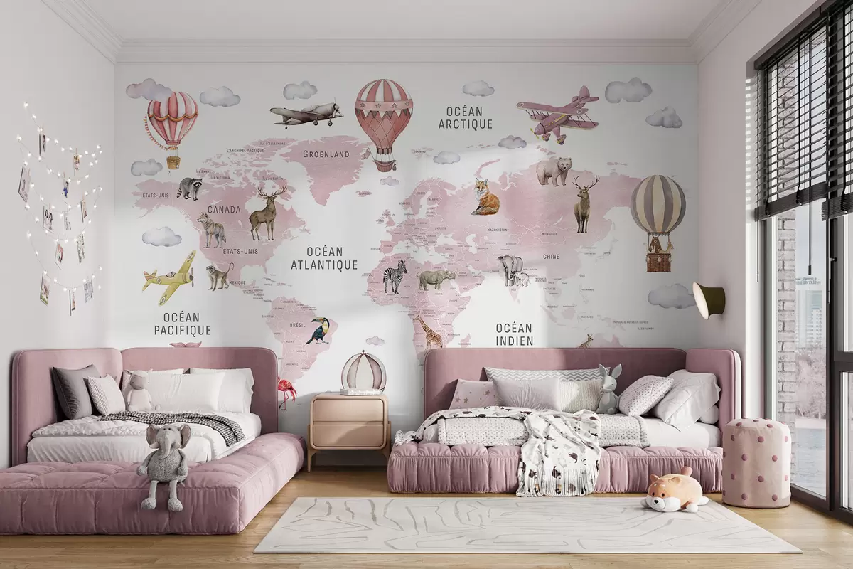 Fototapete Kinderkarte im Aquarellstil mit Tieren und Heißluftballons. Französische Sprache. Rosa Farbe. c00001frv3