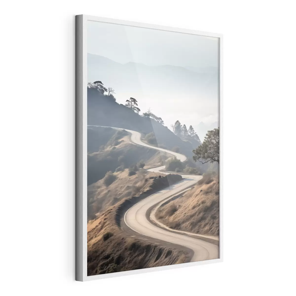 Poster Eine kurvenreiche Straße durch eine hügelige Landschaft mit trockenem Gras unter einem klaren Himmel und Bergen in der Ferne f46289