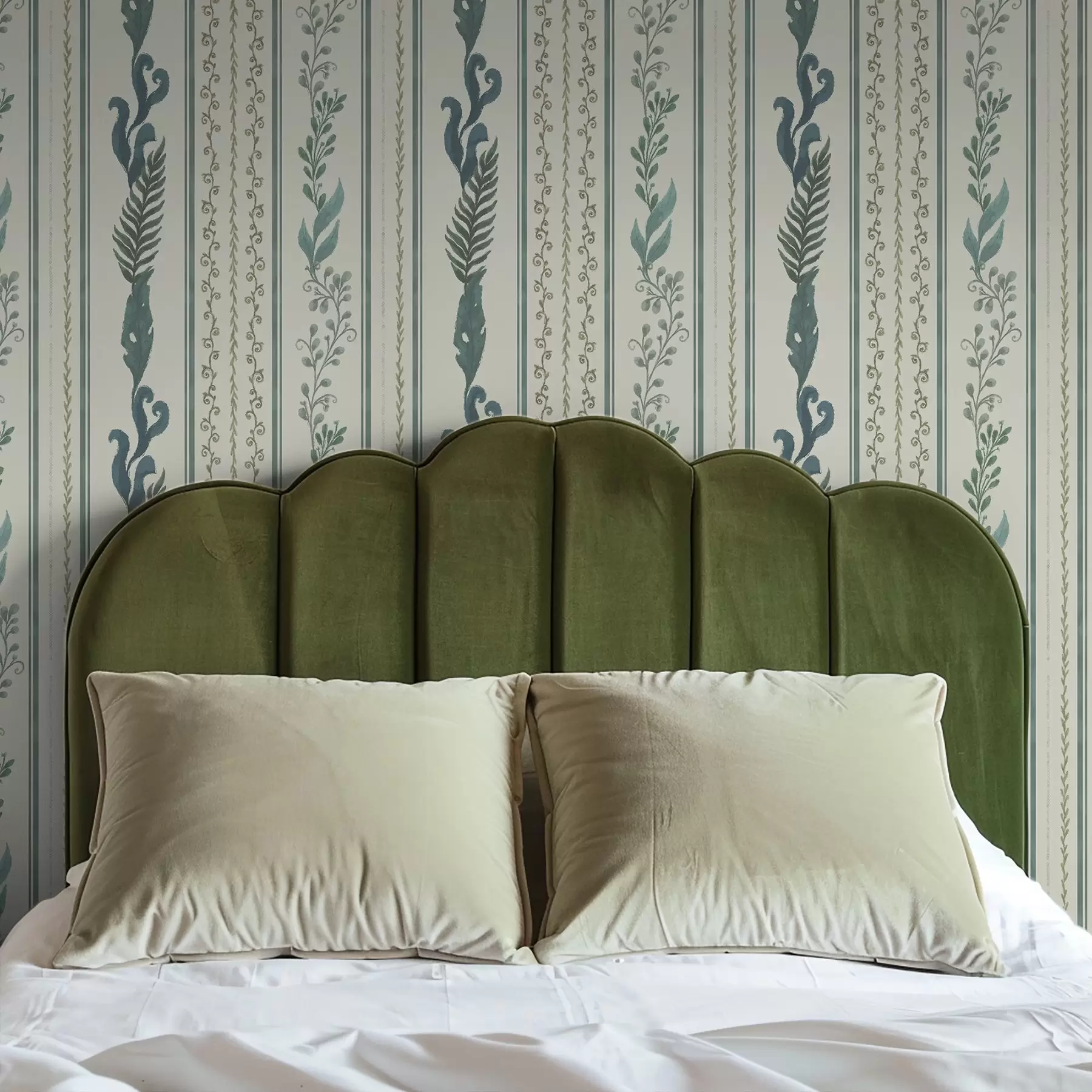 Fototapete Streifen mit Zweigen und Locken auf warmem milchigem Grund a00823v2