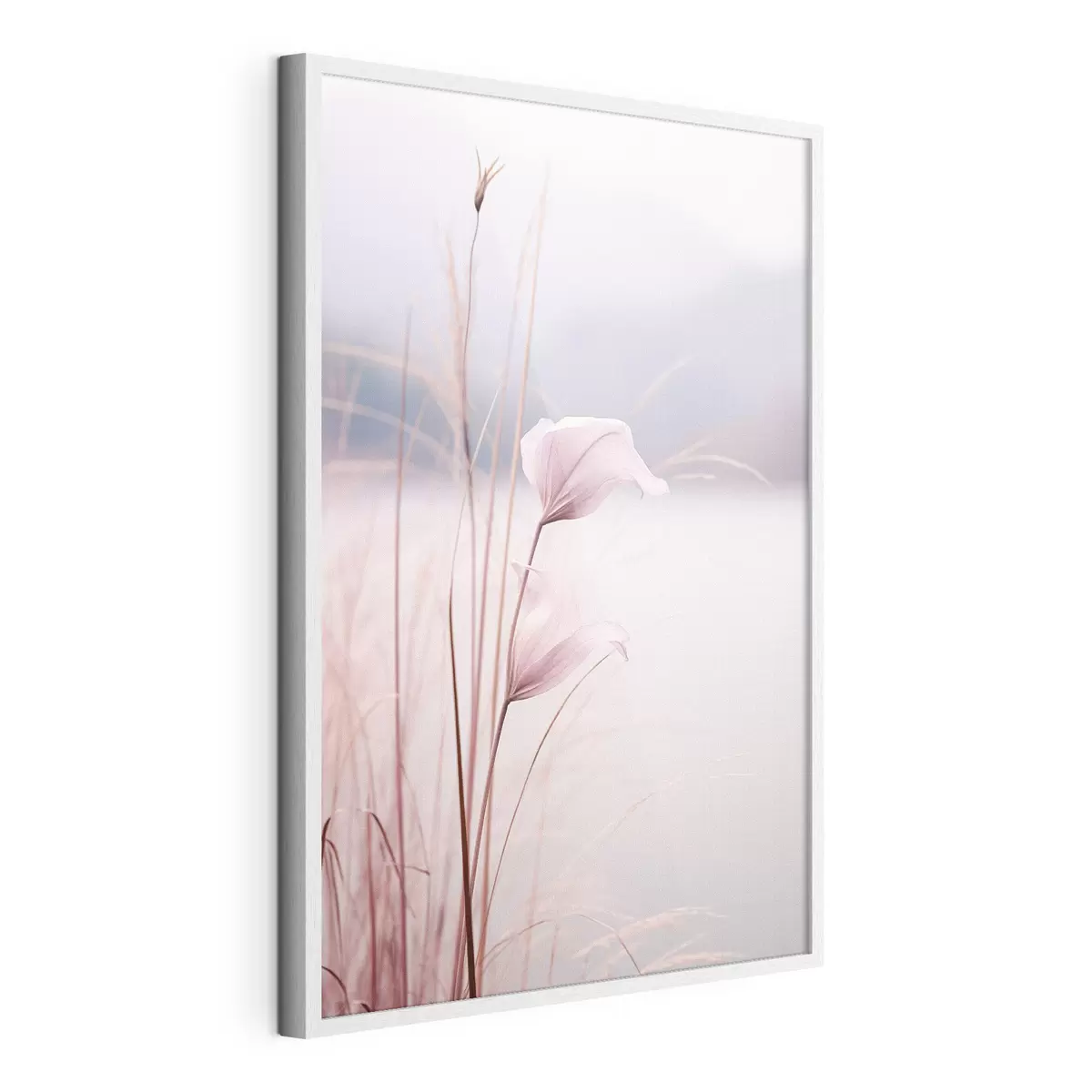 Poster Zarte rosa Blüten am ruhigen Seeufer f46503
