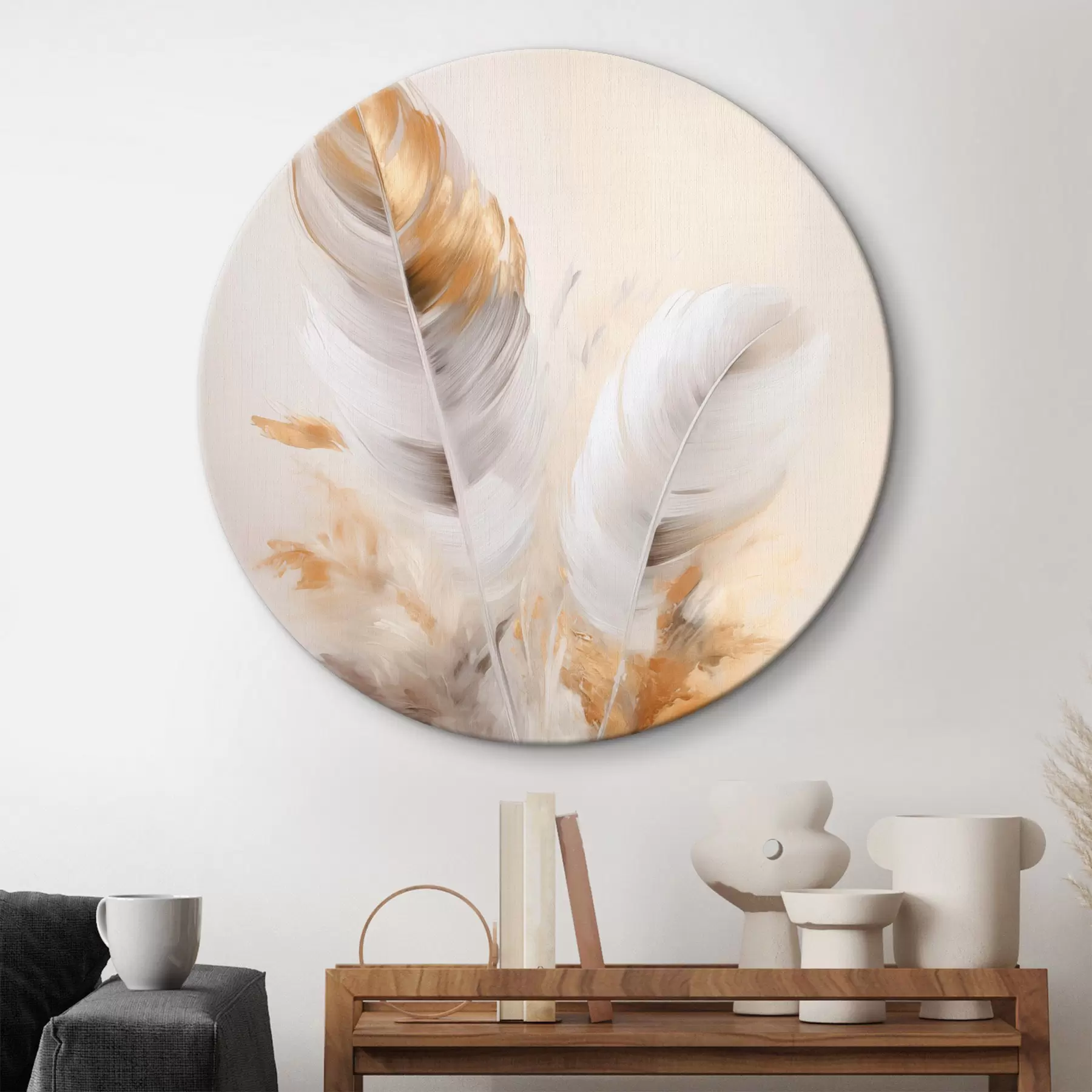 Fototapete Abstrakte Federn, umgeben von beigen und braunen Federn, weich und zart, auf hellbeigem Hintergrund r46711