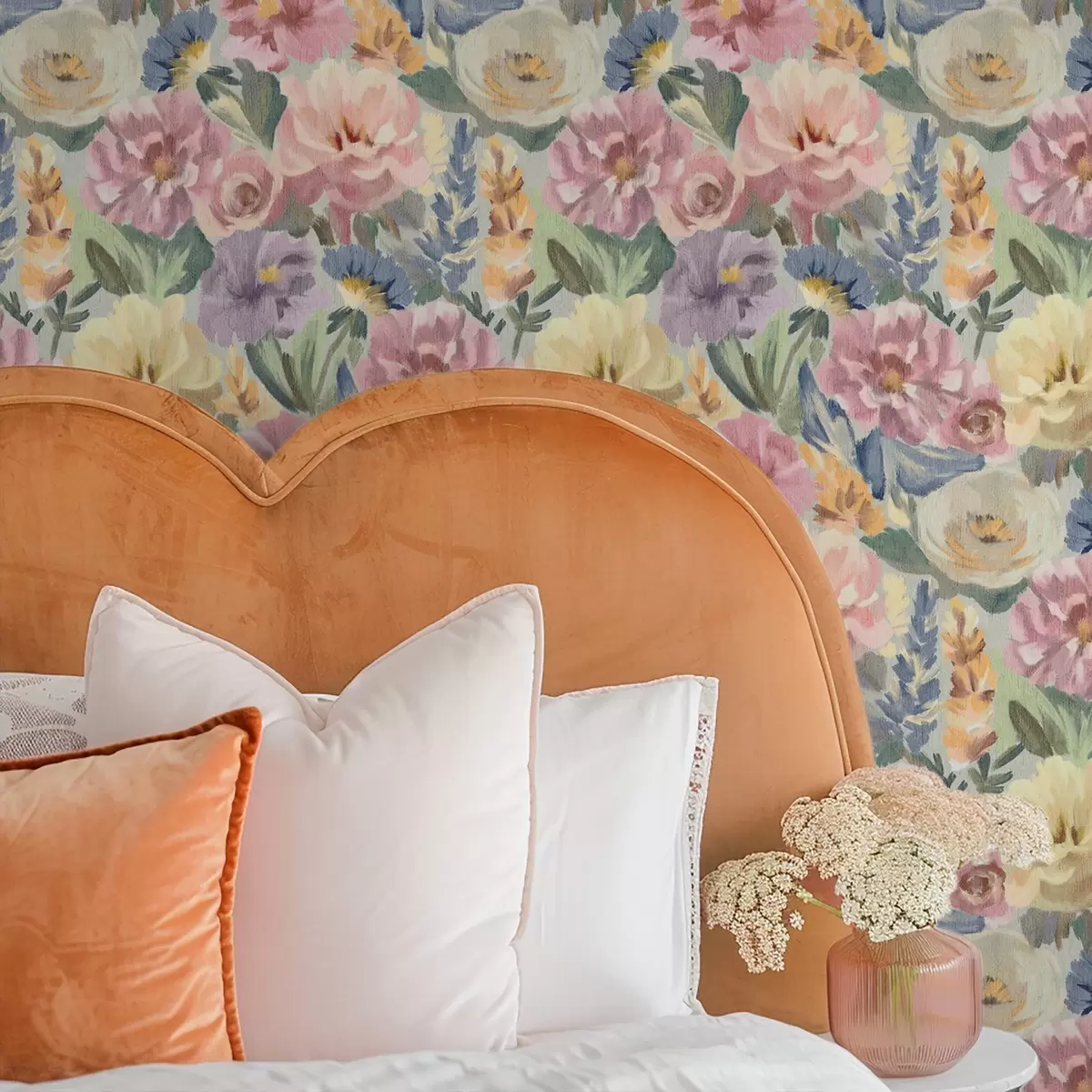 Tapete Pastellfarbene, verschwommene Pinselblumen, sanfte Farbpalette a00954