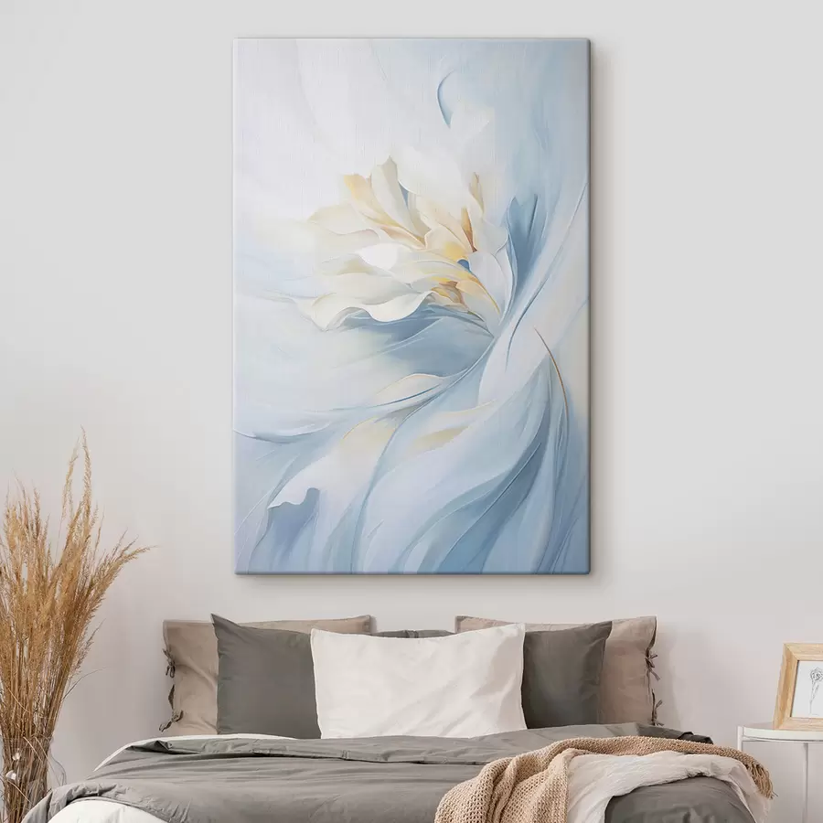 Fototapete Abstrakte, zarte, durchscheinende Blütenblätter, die sich bei sanfter Beleuchtung und einer malerischen Textur nach innen drehen. s47436