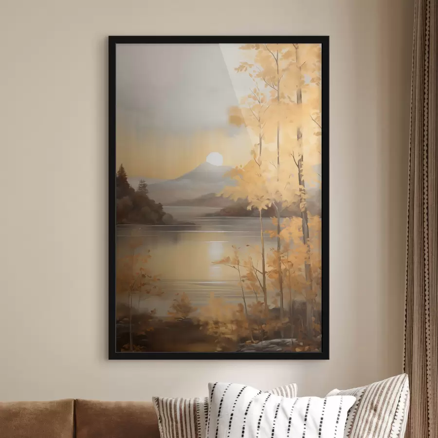 Fototapete Herbstliche Bäume mit orangefarbenen Blättern umrahmen einen ruhigen See mit fernen Bergen unter einem bewölkten Himmel. f47440