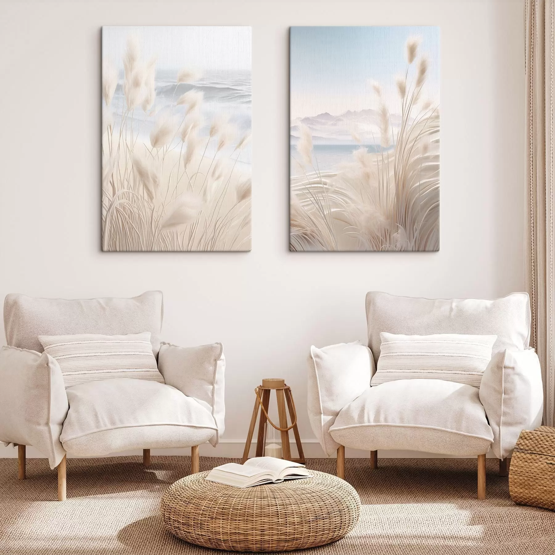 Fototapete Hohes, federartiges Pampasgras in sanften Beigetönen im Vordergrund, mit einem Sandstrand im Hintergrund m01242