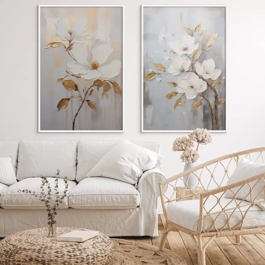 Fototapete Zwei weiße Blüten mit gelb-orangefarbenen Blättern auf hellem Hintergrund d00687