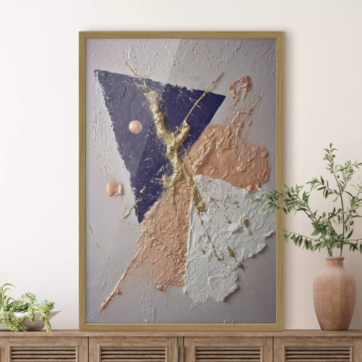 Poster Abstrakte Komposition mit einem dunkelblauen Dreieck und reliefartigen Pinselstrichen im Stil der Ölmalerei f46953