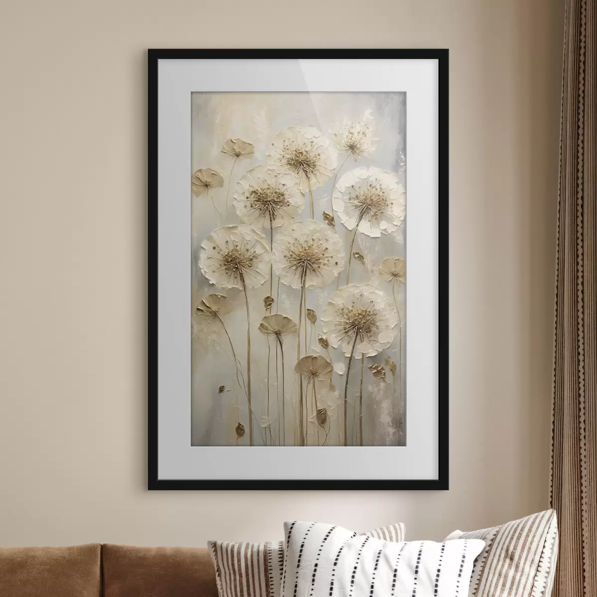 Poster Hohe cremefarbene Blumen auf hellem Hintergrund f47282