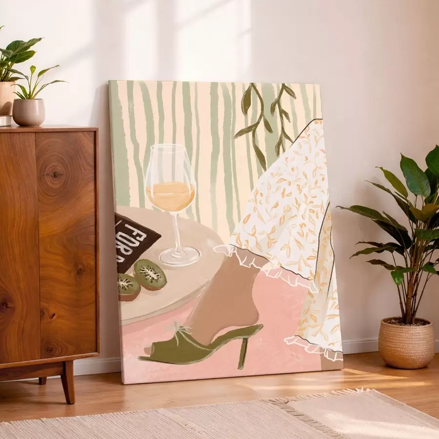 Fototapete Tisch mit Weinglas und Kiwi neben Kleid s48021