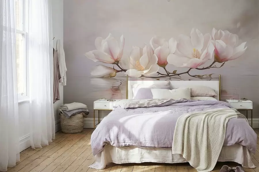 Fototapete Magnolienzweig mit Blüten über ruhigem Wasserreflex w05353v1