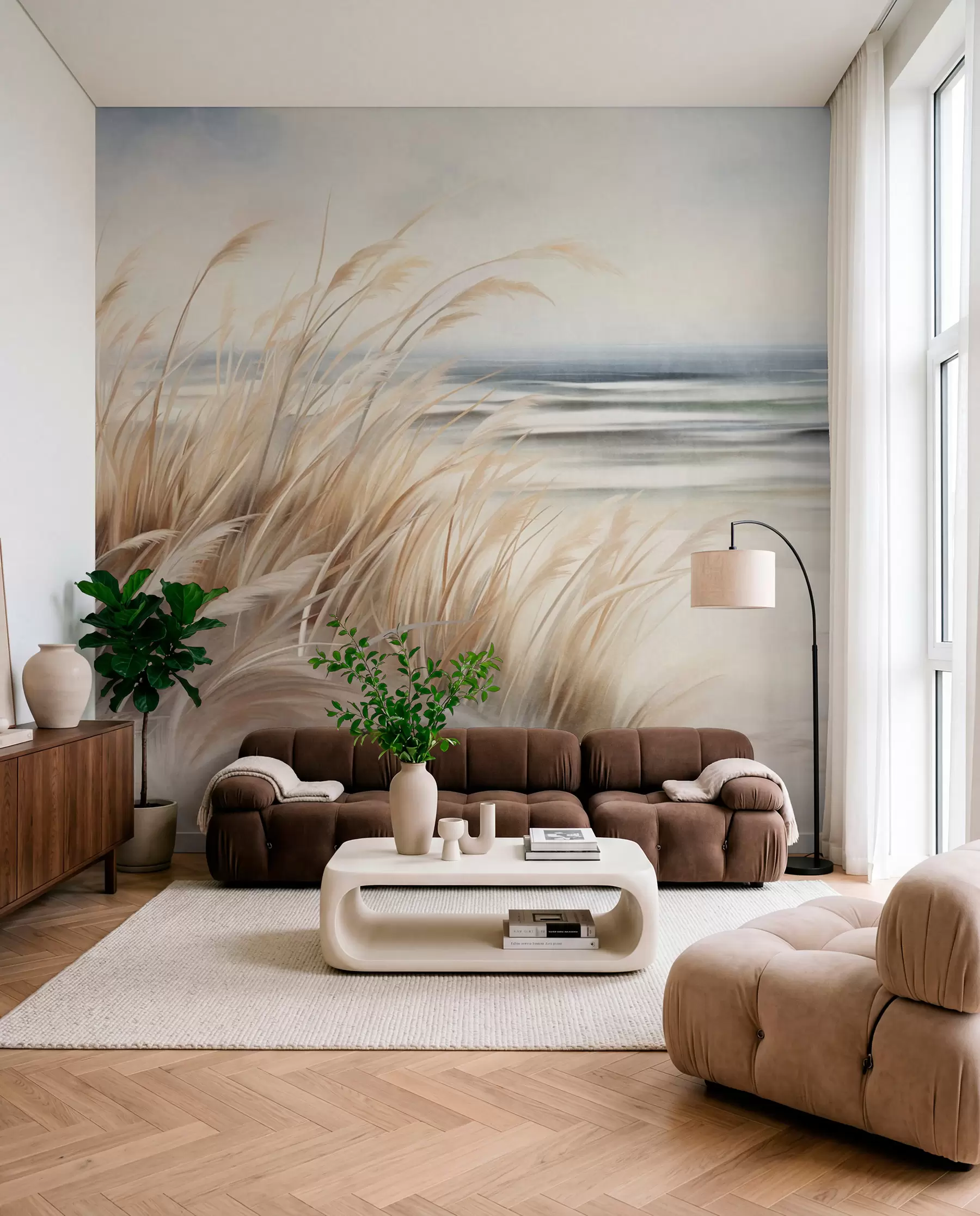 Fototapete Strukturierte Landschaft mit trockenem Gras an einem Sandstrand, mit dem Meer und dem Himmel im Hintergrund w09739