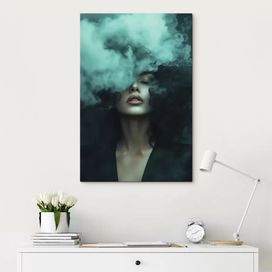 Fototapete Frauenporträt in türkisfarbenem Nebel s49219