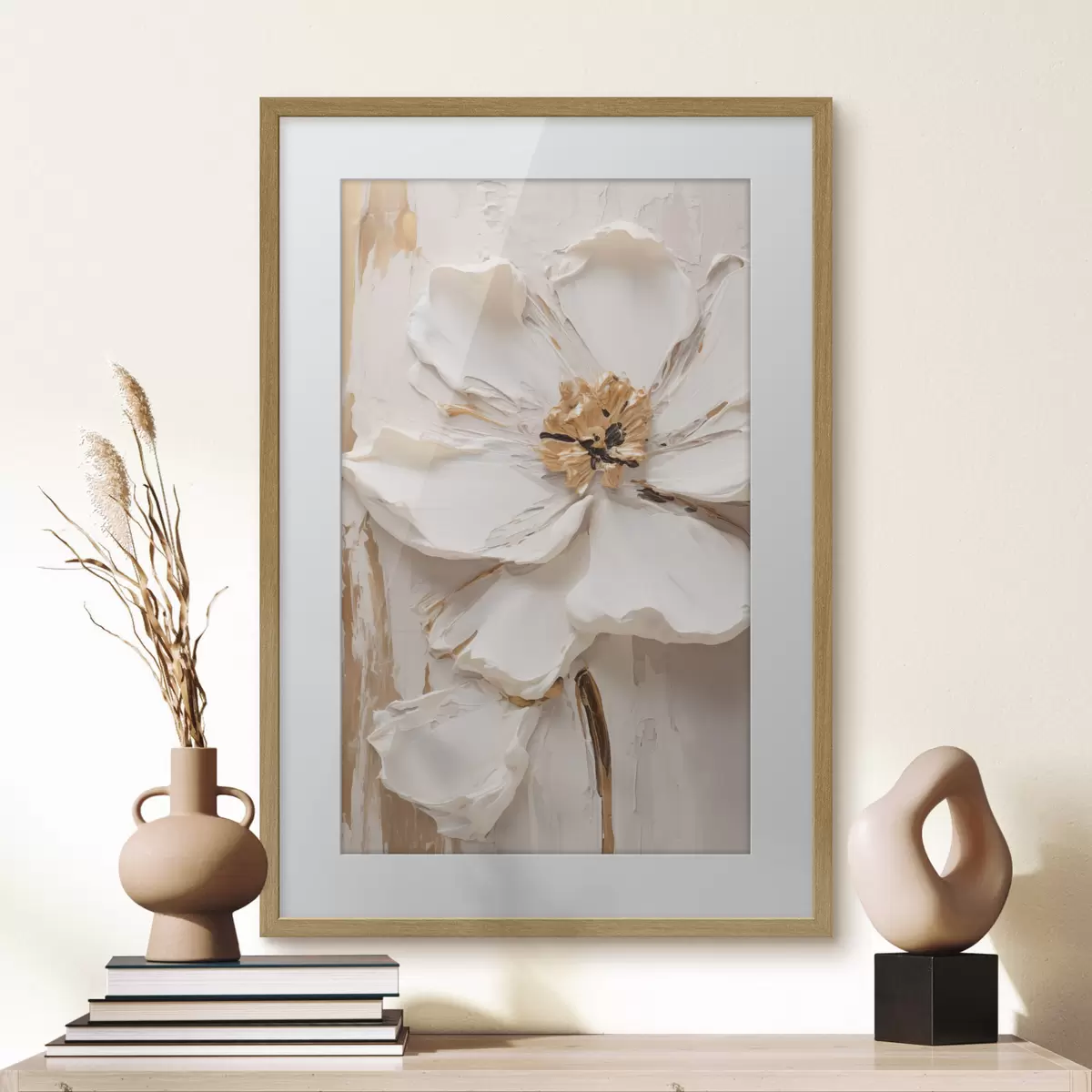 Poster Eine strukturierte weiße Blume mit zarten Blütenblättern und einem abstrakten Hintergrund f49486