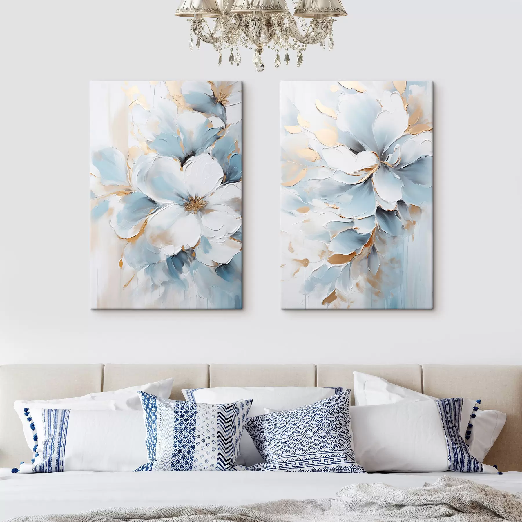 Fototapete Weiße und hellblaue Blumen, Malstil mit strukturierten Pinselstrichen m30567