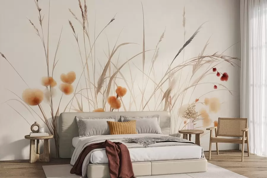 Fototapete Hohe Gräser und kleine orangefarbene Wildblumen vor einem blassen Hintergrund, strukturierter Boho-Stil w09902