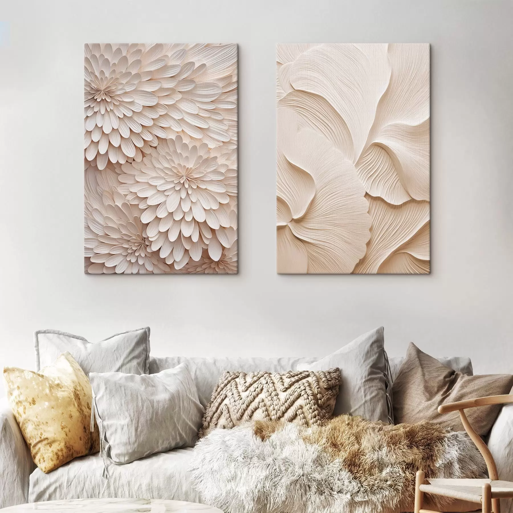 Fototapete Mehrschichtige, cremefarbene Blütenblätter, die abstrakte Blumenformen bilden – strukturierte Kunst m30680