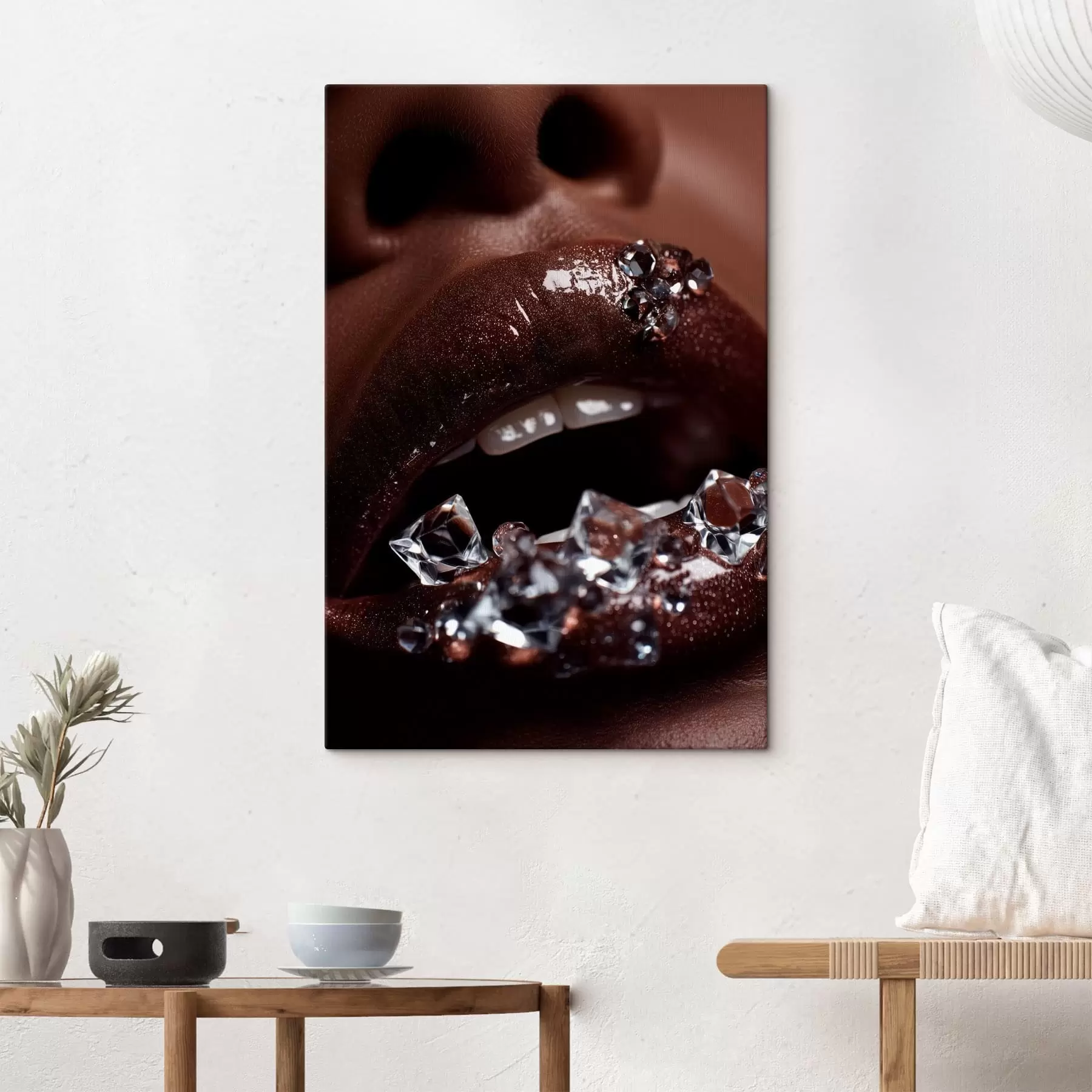 Fototapete Nahaufnahme von glänzenden Lippen mit transparenten Kristallen s49983