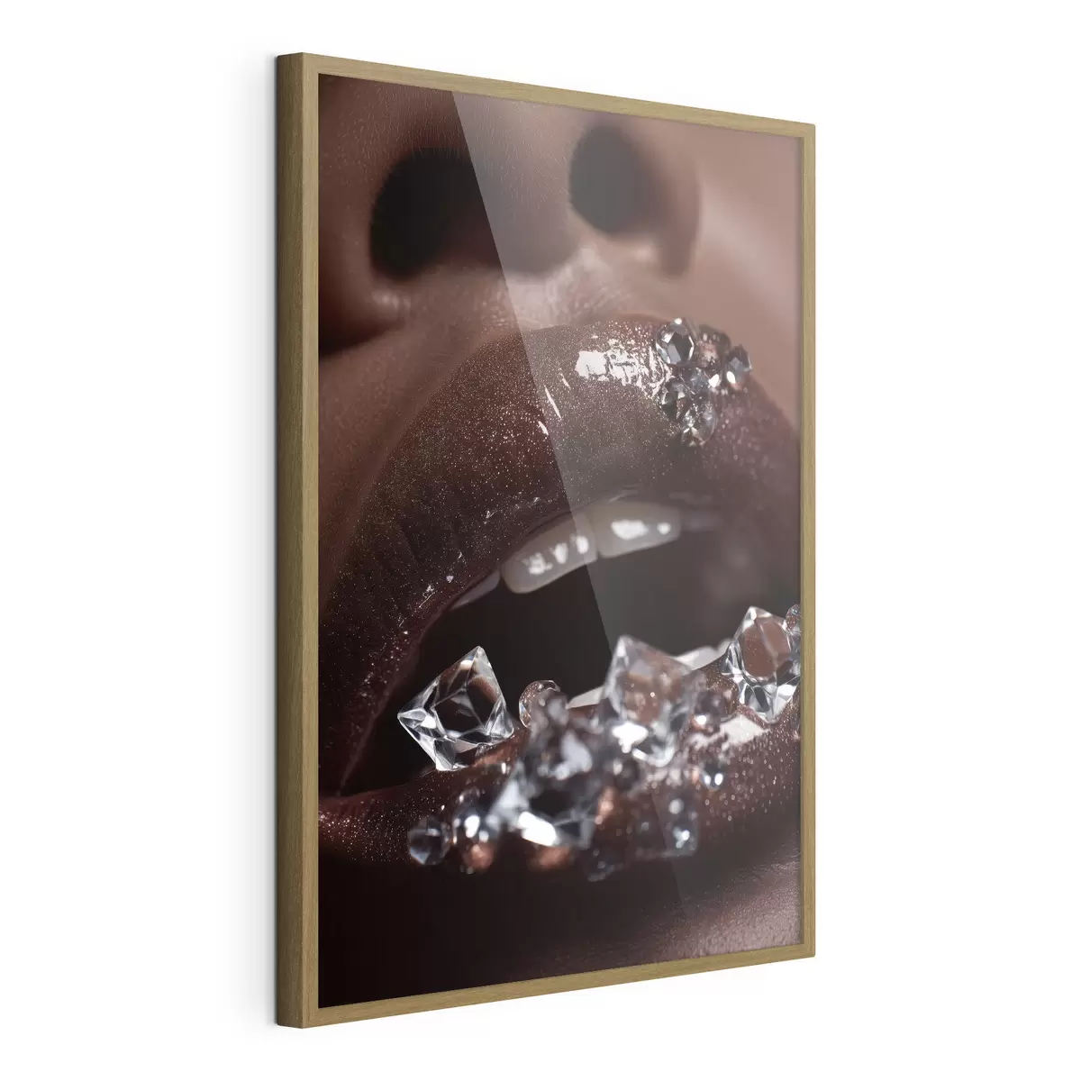 Poster Nahaufnahme von glänzenden Lippen mit transparenten Kristallen f49983