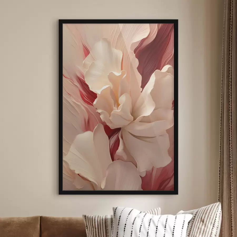 Fototapete Zarte, vielschichtige Blütenblätter mit roten und rosa Akzenten f50634