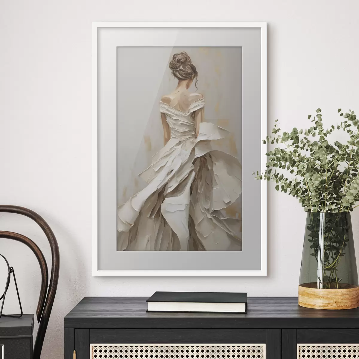 Poster Ein Mädchen in einem Kleid, das mit dem Rücken zur Kamera steht f50659