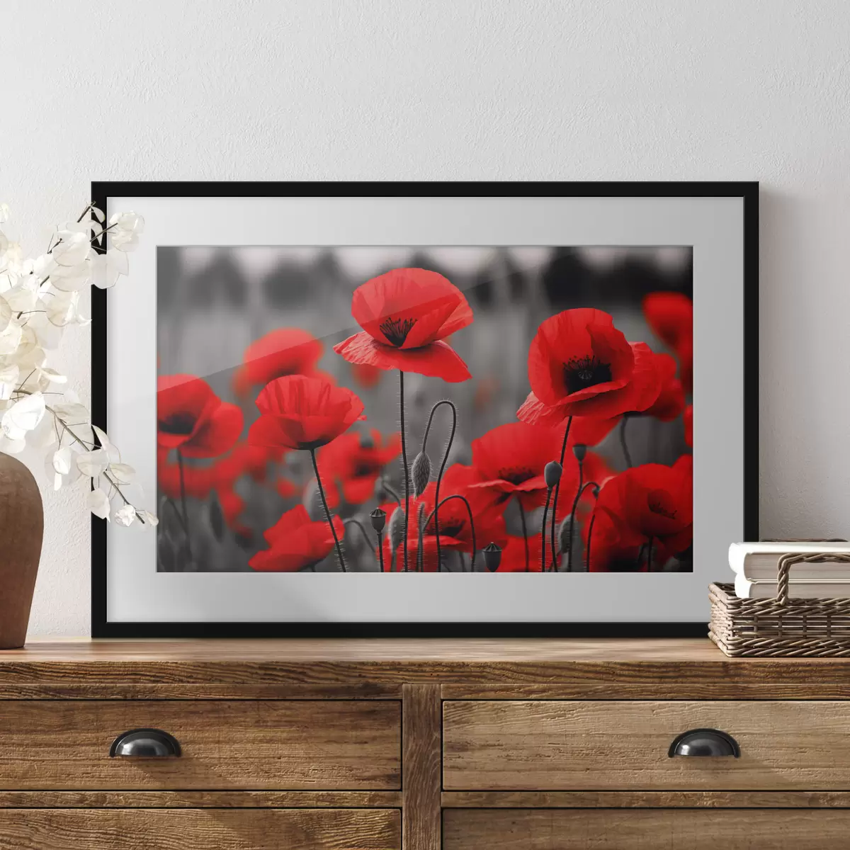 Poster Leuchtend rote Mohnblumen vor einem einfarbigen Hintergrund f50584