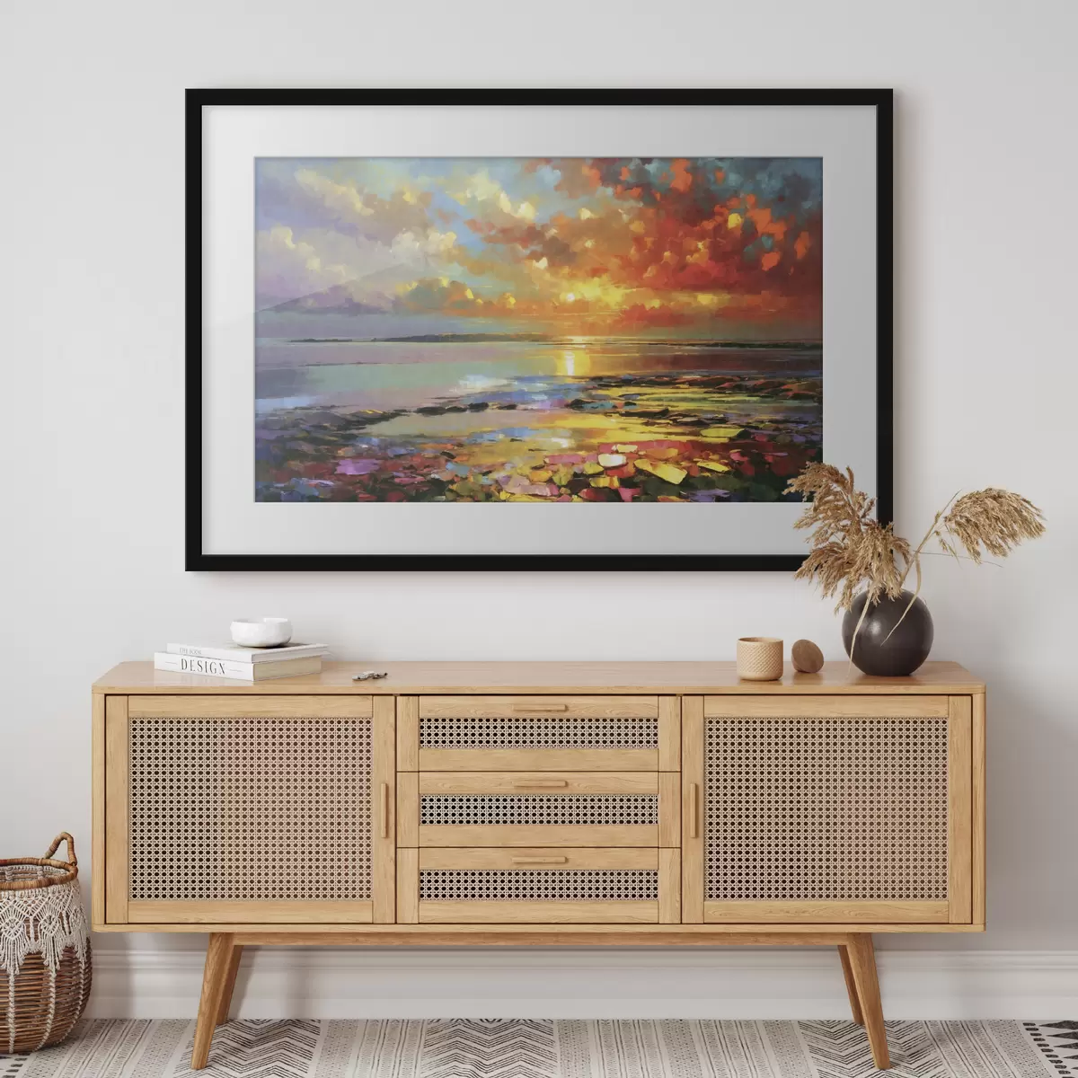 Poster Ein farbenprächtiger Sonnenuntergang über dem Wasser und einer felsigen Küste f50591
