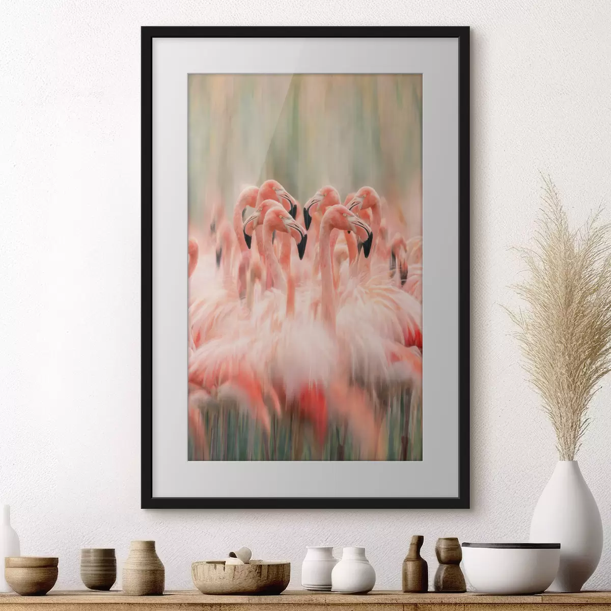 Poster Ein Schwarm rosa Flamingos mit einem künstlerischen Unschärfeeffekt in Pastelltönen f50008