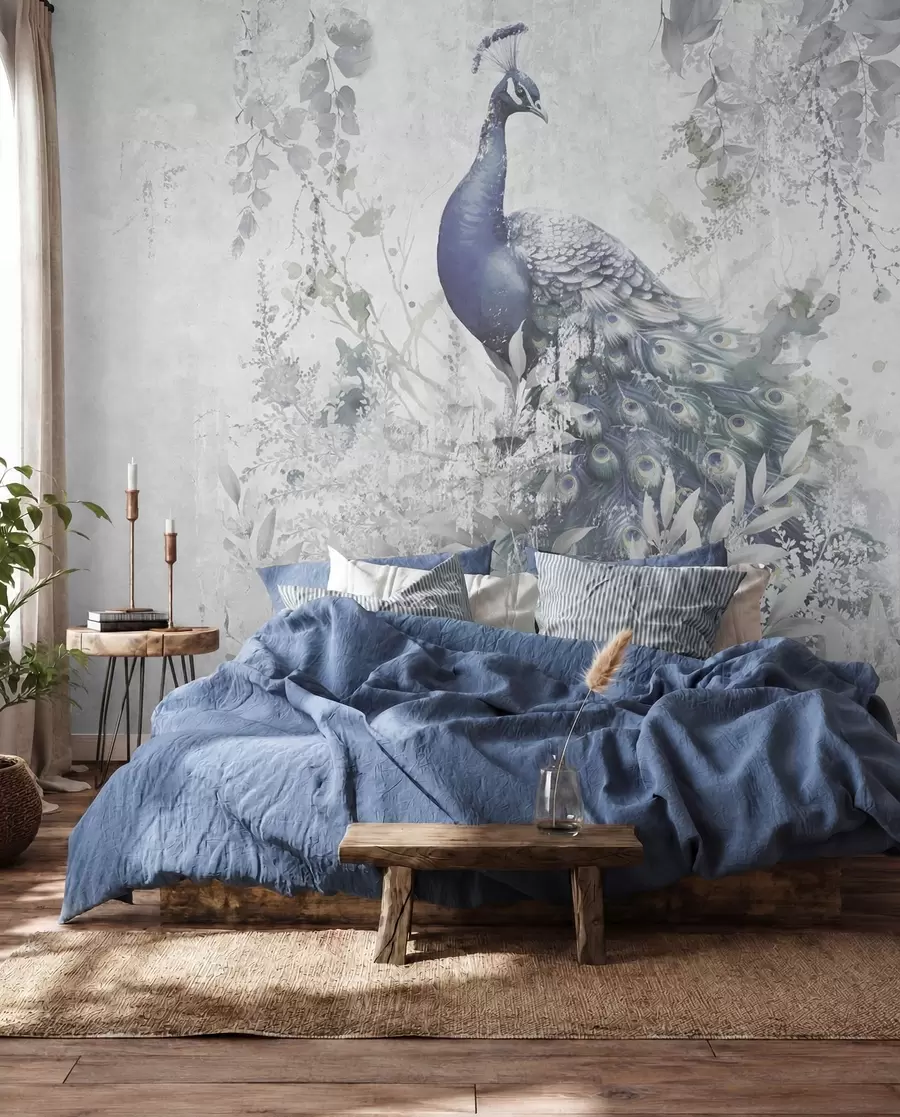 Fototapete Zerbrechlicher Pfau auf Grunge-Betonhintergrund u96727