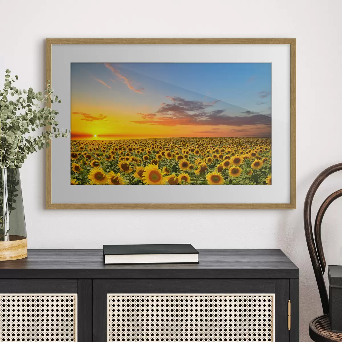 Poster Morgendämmerung in einem Sonnenblumenfeld f05429